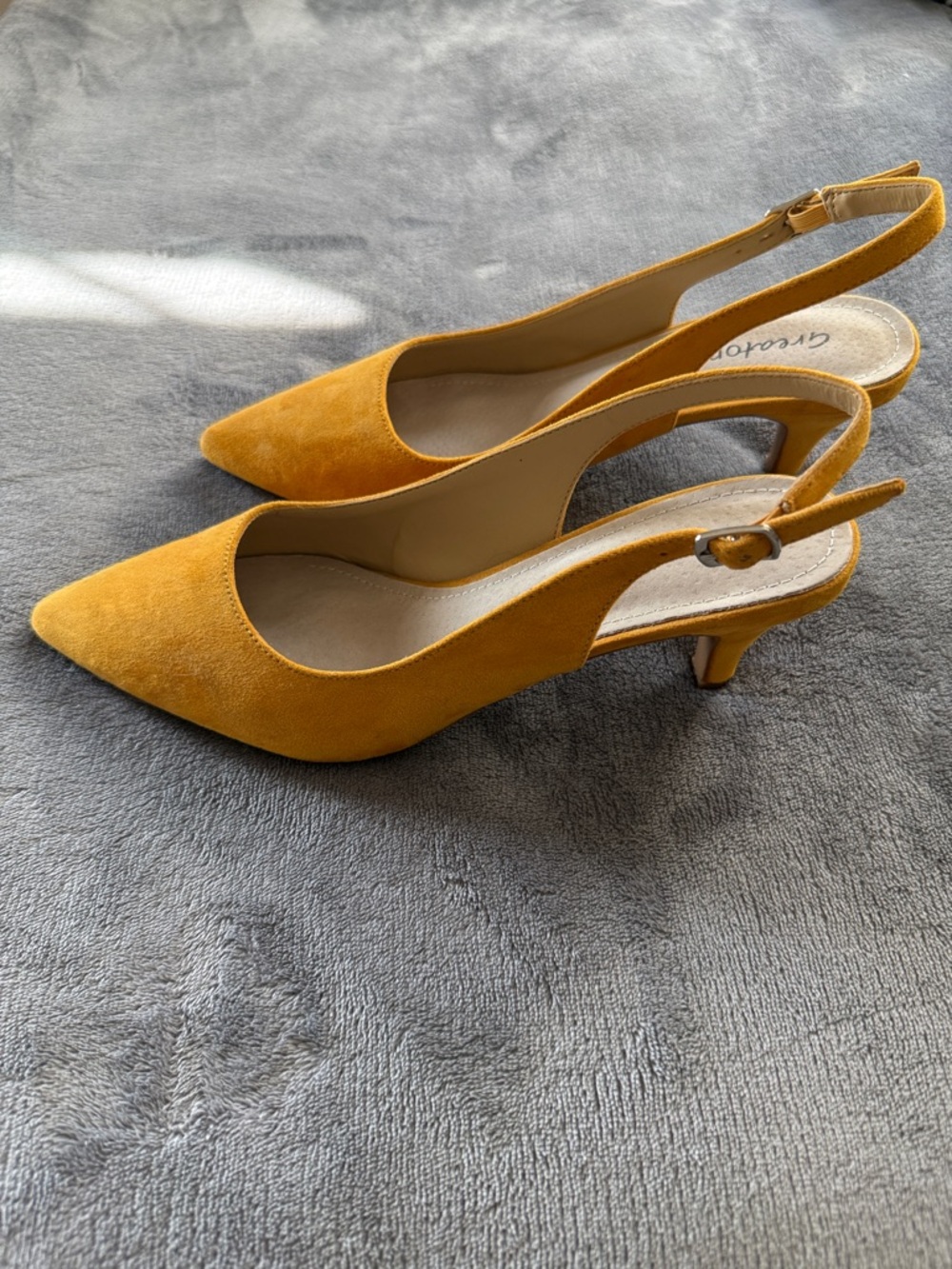 Greatonu Mustard Suede Pointed Slingback Heels - Picture 3 of 7
